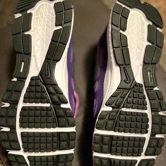 Nike Revolution 2 Ladies Running Shoes in Purple- BRAND NEW - Picture 8 of 10